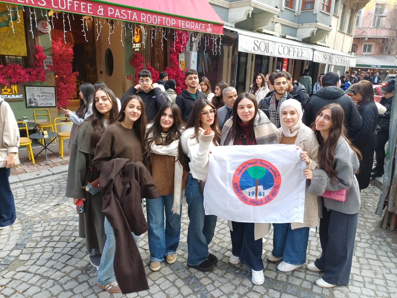 Day 2 in Istanbul 🇹🇷✨From the colorful streets of Balat, to a breezy Bosphorus boat tour 🚤, enjoying kumpir in Ortaköy 🥔, and ending the day with a magical night stroll through Taksim 🌃—memories made, steps counted, hearts full 💙